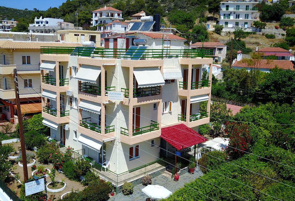 Matrona Apartments Poros Town Екстер'єр фото
