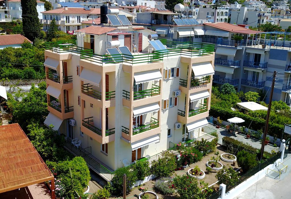 Matrona Apartments Poros Town Екстер'єр фото
