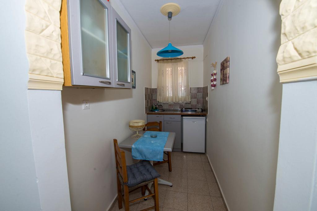 Matrona Apartments Poros Town Екстер'єр фото