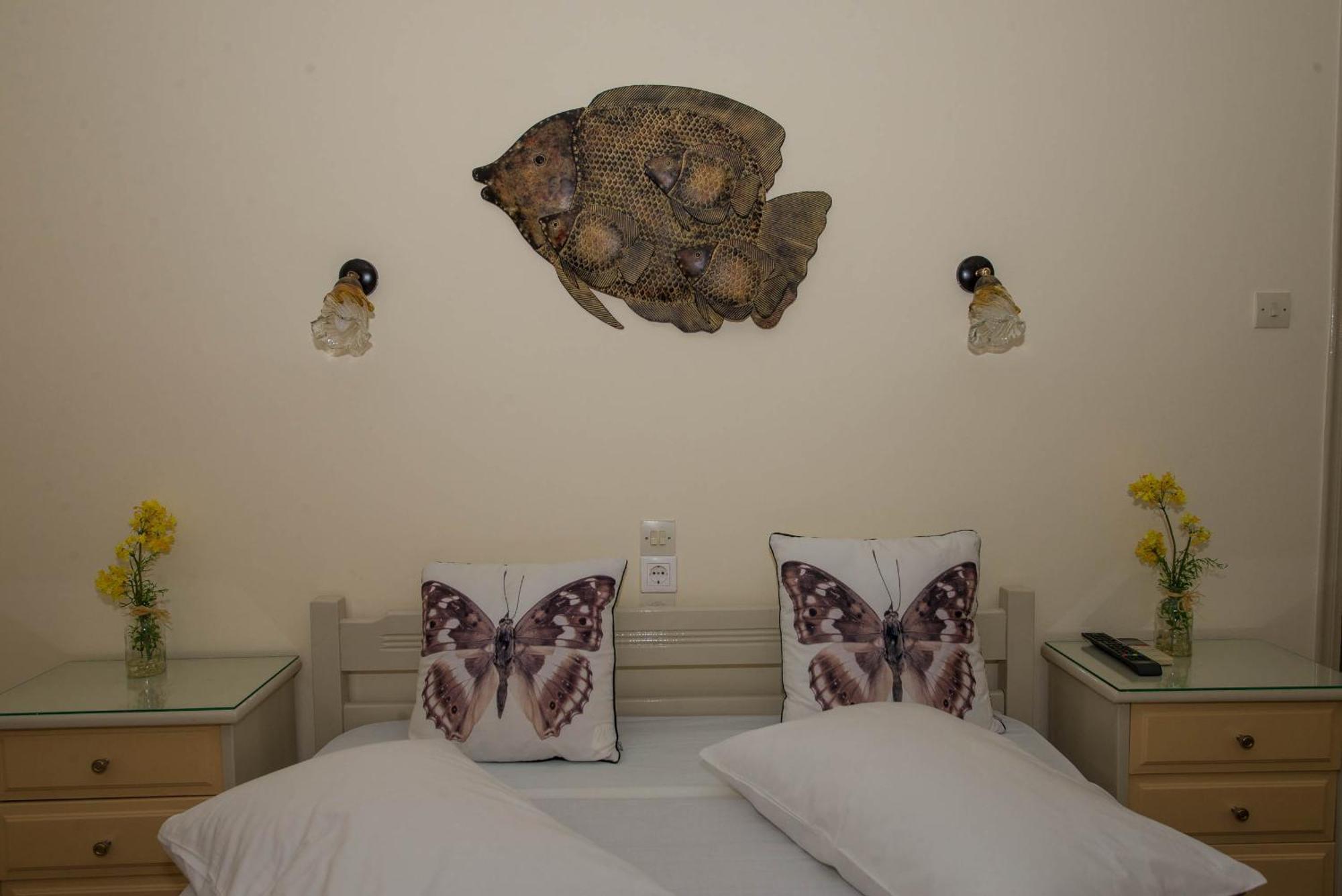 Matrona Apartments Poros Town Екстер'єр фото