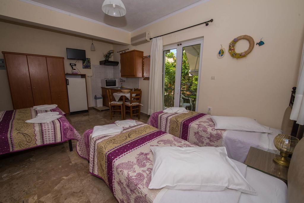 Matrona Apartments Poros Town Екстер'єр фото