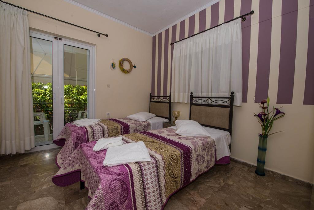 Matrona Apartments Poros Town Екстер'єр фото