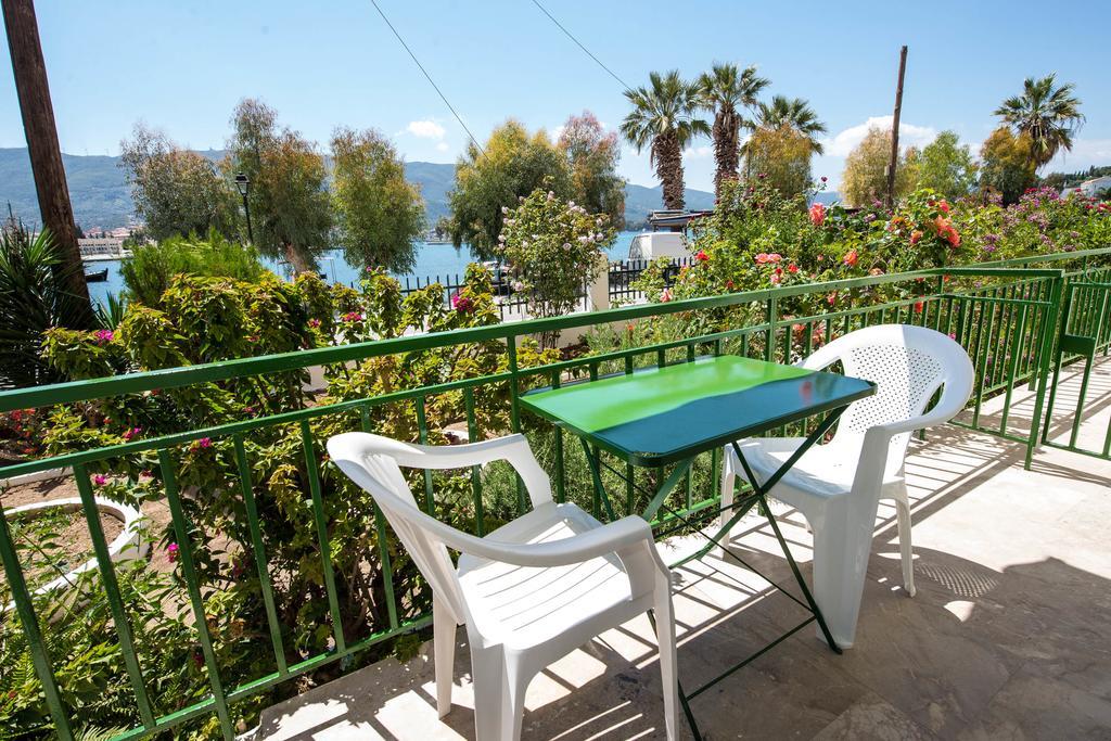Matrona Apartments Poros Town Екстер'єр фото