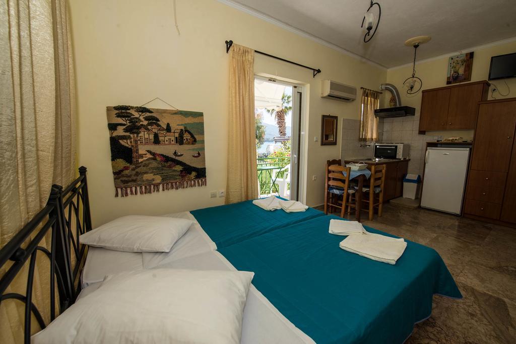 Matrona Apartments Poros Town Екстер'єр фото